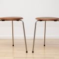 Arne Jacobsen - Dot stool